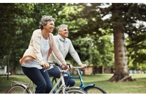 成人紙尿褲賣(mài)爆全球，“銀發(fā)經(jīng)濟(jì)”市場(chǎng)規(guī)模超百億