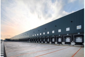 使用跨境云倉(cāng)倉(cāng)儲(chǔ)會(huì)比自建倉(cāng)好很多嗎？