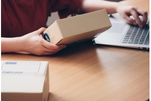 香港郵政小包運(yùn)輸時(shí)效